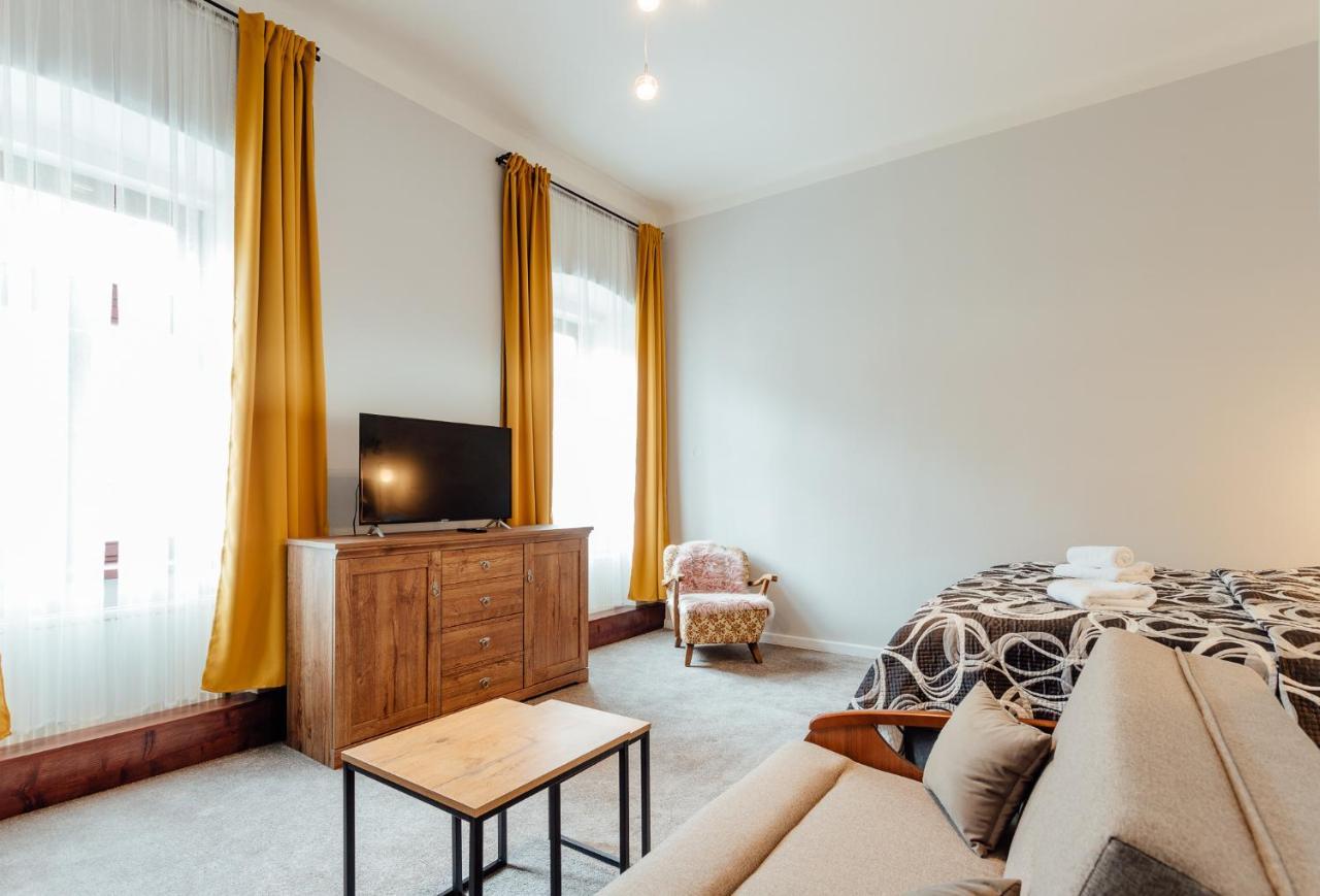 Botanicky Dvor Apart otel Banská Štiavnica Dış mekan fotoğraf