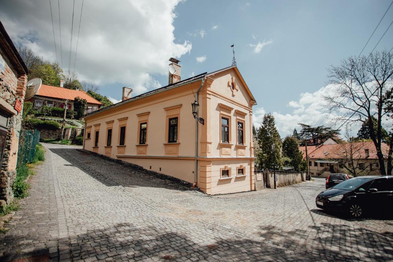 Botanicky Dvor Apart otel Banská Štiavnica Dış mekan fotoğraf