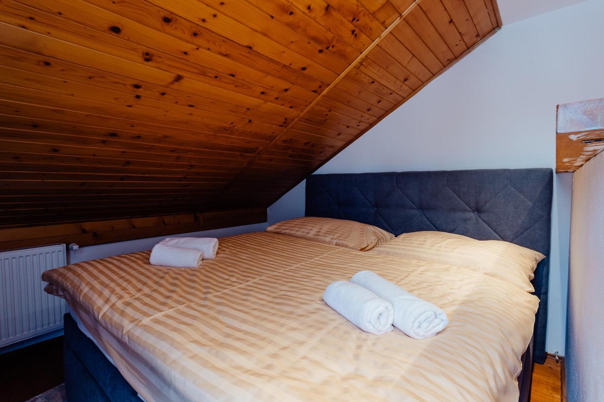 Botanicky Dvor Apart otel Banská Štiavnica Dış mekan fotoğraf